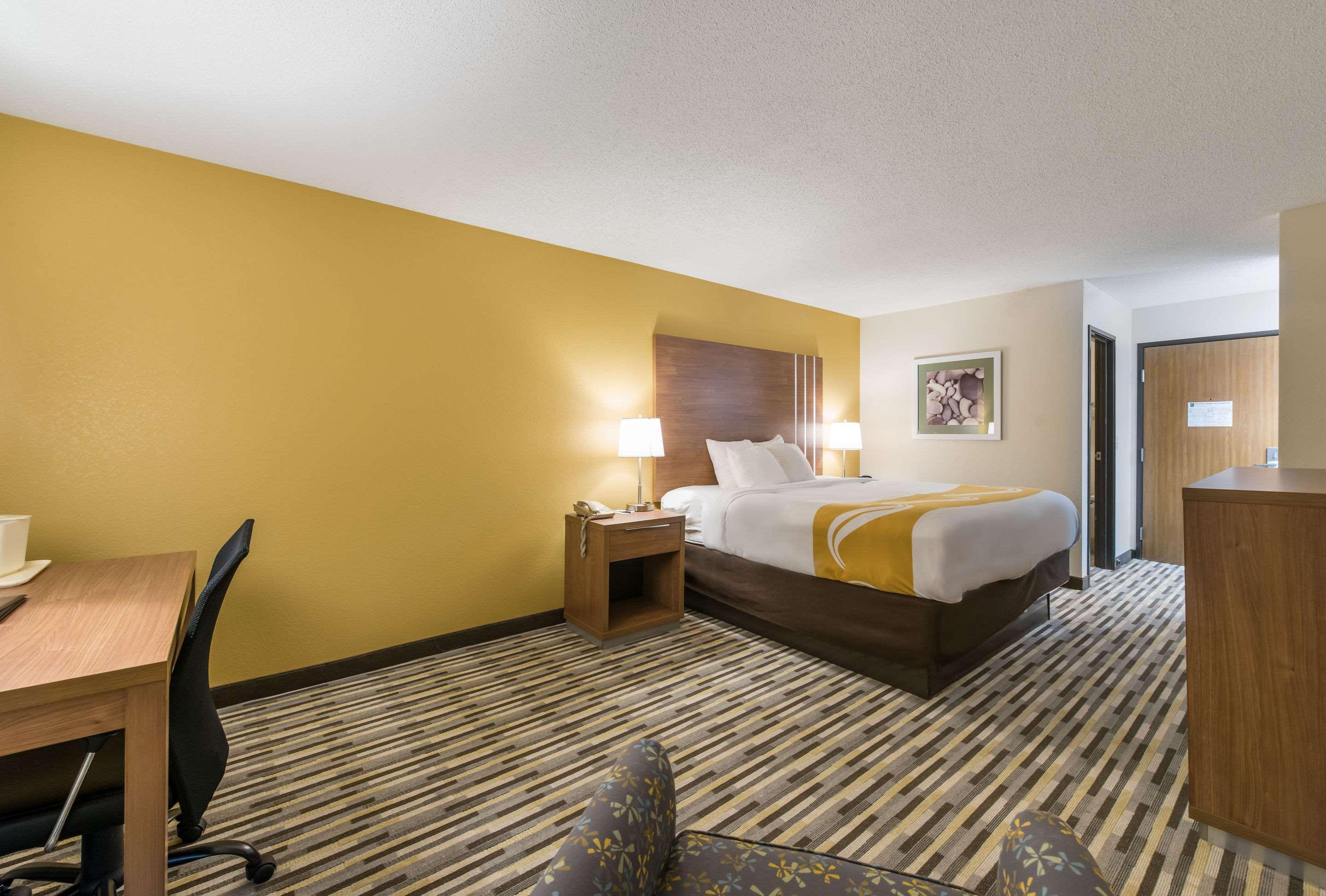 Quality Inn Michigan City South Exterior photo
